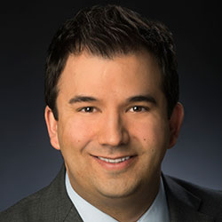 Bo Peretto headshot